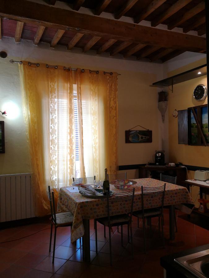 La Loggia Apartment Лука Екстериор снимка