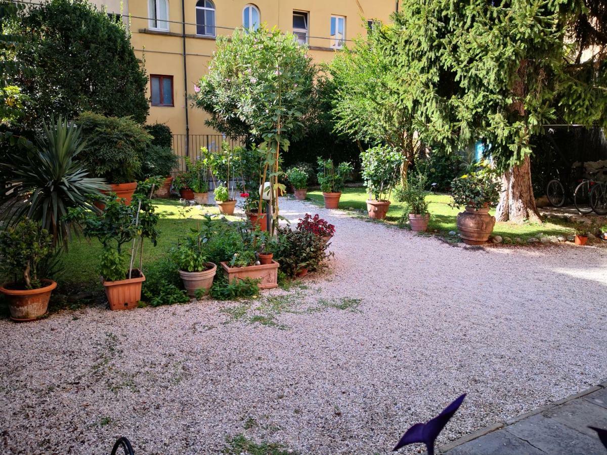 La Loggia Apartment Лука Екстериор снимка